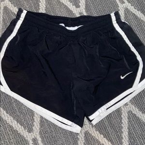 Small Women’s Nike shorts